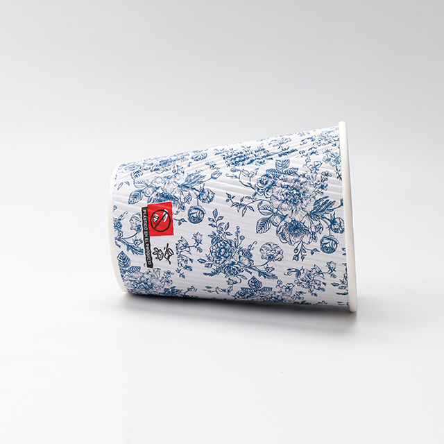 Tazas de papel de pared onduladas ecológicas para un futuro más verde