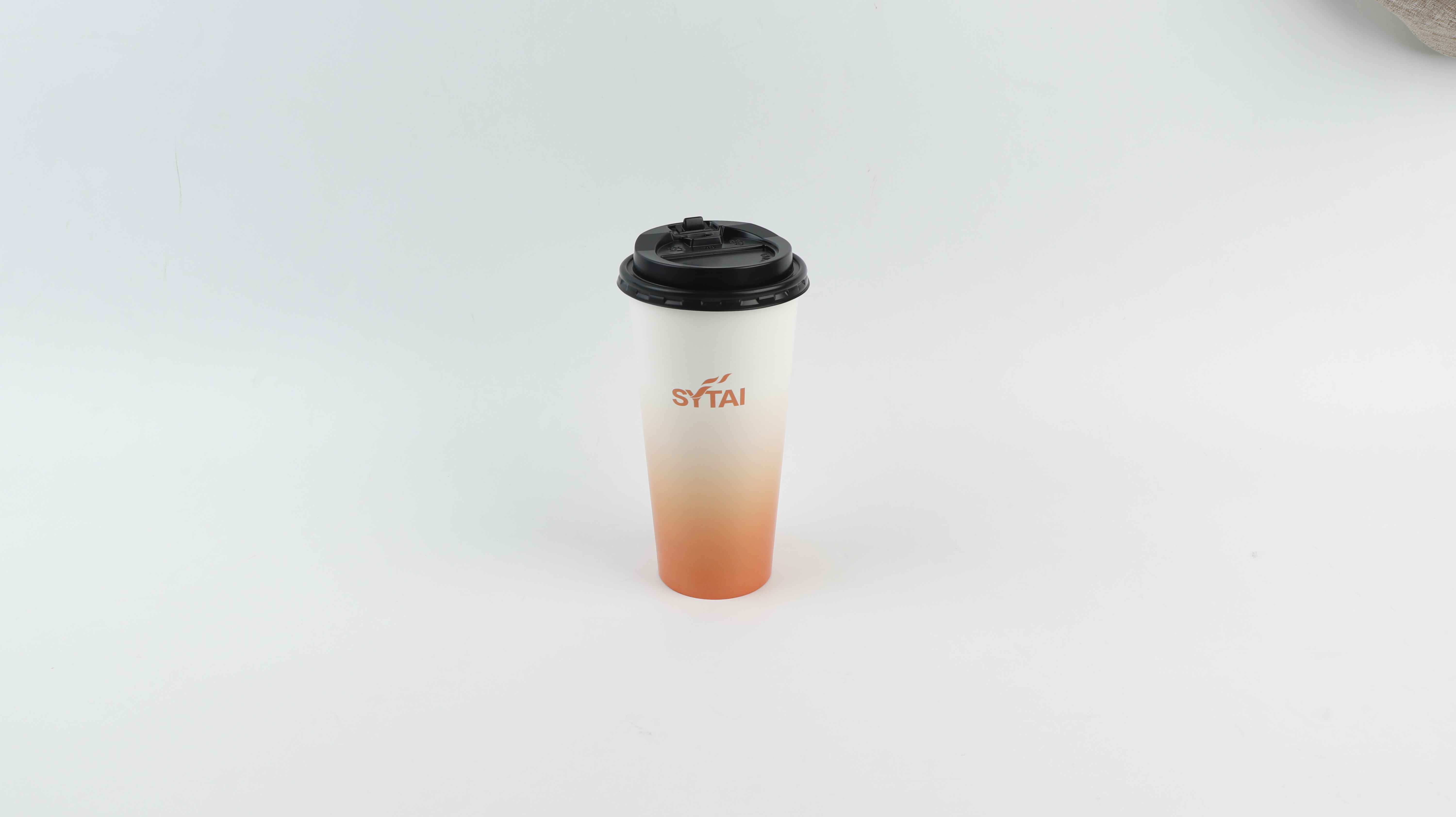 Vasos de papel de 20 oz para bebidas frías con tapa