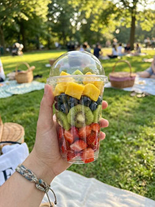 Vasos de PET transparentes con tapas tipo cúpula para bebidas frías de café helado